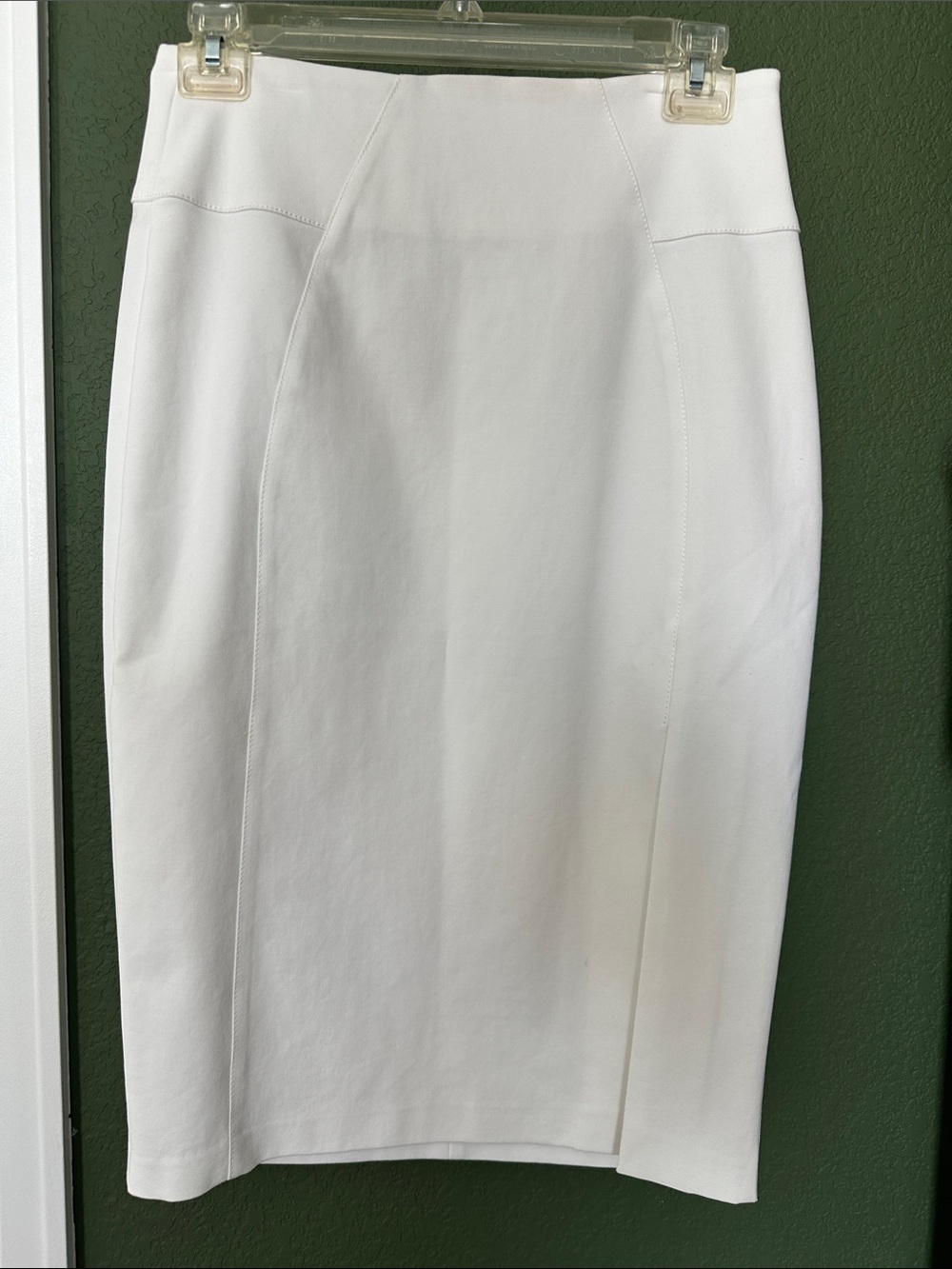 bebe White Pencil Skirt - Streamlined Workwear